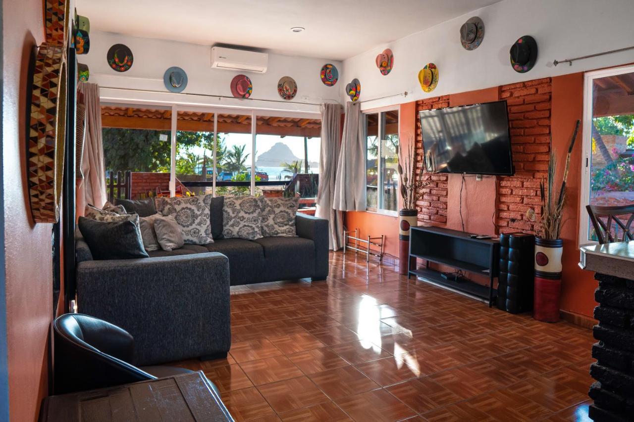Casa Belen - Beautiful Beach View Home On Stone Island Isla La Piedra Exteriér fotografie
